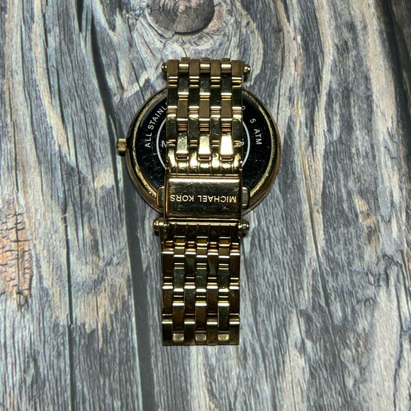 LOW START Michael Kors Watch - Picture 3 of 4